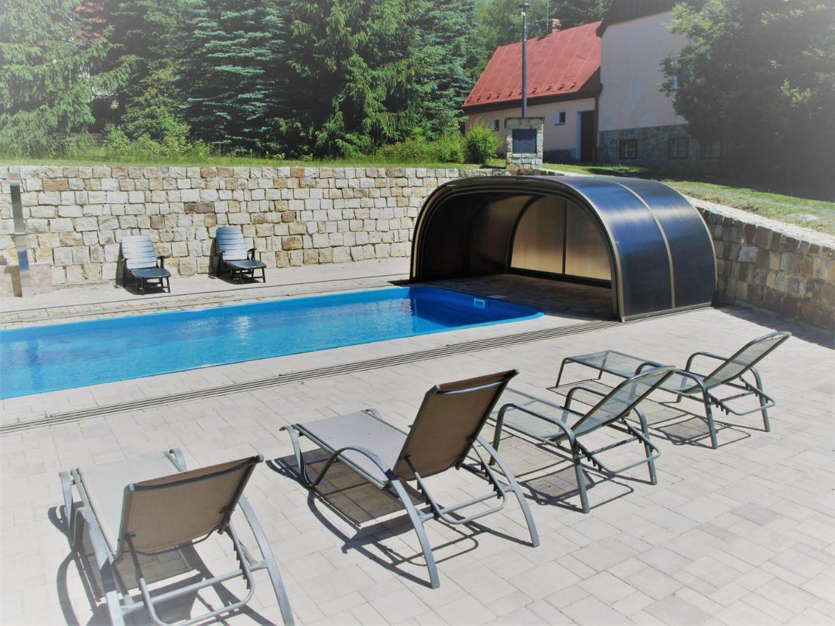 Guest House Luft Sneznik Exteriör bild